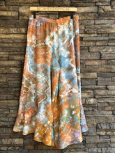Load image into Gallery viewer, Women’s Medium (fit more like a large) 100% Rayon Geode Flounce Pull-on Pants in ‘Sunset Canyon’