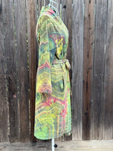 Load image into Gallery viewer, 6 Custom Geode Bride & Bridesmaid Short Robes for Maggie