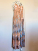Load image into Gallery viewer, Women’s Medium Strappy Tiered Maxi Dress with Pockets in ‘Blue Gray Twist’