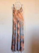 Load image into Gallery viewer, Women’s Medium Strappy Tiered Maxi Dress with Pockets in ‘Blue Gray Twist’
