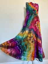Load image into Gallery viewer, Women’s Medium Geode Cotton Elastic Waist Maxi Dress with Pockets in ‘Rainbow Sunset’