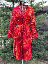 Load image into Gallery viewer, 6 Custom Geode Bride & Bridesmaid Short Robes for Maggie