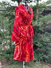 Load image into Gallery viewer, 6 Custom Geode Bride & Bridesmaid Short Robes for Maggie