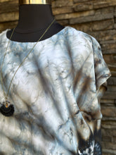 Load image into Gallery viewer, Women’s 2X 100% Rayon Caftan-like ‘Easy Breezy’ Dress in ‘Dark Side of the Moon’