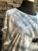 Load image into Gallery viewer, Women’s 2X 100% Rayon Caftan-like ‘Easy Breezy’ Dress in ‘Dark Side of the Moon’