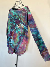 Load image into Gallery viewer, Women’s XL (fits closer to a large) Geode Sun Tarot Slouchy Pullover and Shorts Lounge Set in ‘Cosmic’