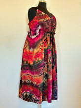 Load image into Gallery viewer, Women’s 3X Reverse Geode Jenny K Lopez Rope Tie Ruched Midi Dress with Pockets in ‘Fire on the Mountain’