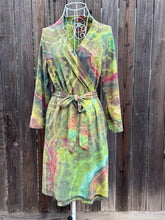 Load image into Gallery viewer, 6 Custom Geode Bride & Bridesmaid Short Robes for Maggie