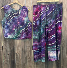 Load image into Gallery viewer, Custom Geode 2 Piece Cropped Set and 4 Geode Steering Wheel Covers for Mary