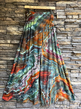Load image into Gallery viewer, Women’s Small/Medium Geode Rayon Tiered Palazzo Pants with Tie in ‘Rooster’