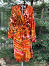 Load image into Gallery viewer, 6 Custom Geode Bride & Bridesmaid Short Robes for Maggie