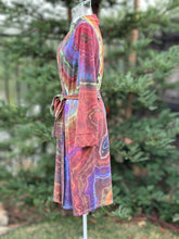 Load image into Gallery viewer, 6 Custom Geode Bride & Bridesmaid Short Robes for Maggie