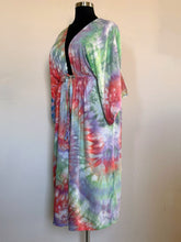 Load image into Gallery viewer, Women’s XL Tie Front Kimono Duster in ‘Tide Pool’