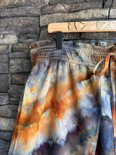 Load image into Gallery viewer, Women’s XXL (18) Geode Linen Blend Wide-Leg Split-Hem Flowy Pants with Pockets in ‘Midnight Jasper’