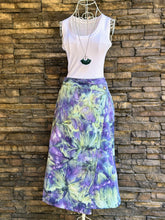 Load image into Gallery viewer, Women’s Size 6 Cotton Midi Wrap Skirt with Pockets in ‘Avalon’