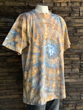 Load image into Gallery viewer, Men’s 2XL Spiral T-Shirt in ‘Blue Gray’
