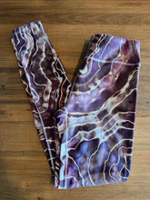 Load image into Gallery viewer, Women’s Large (8/10–fit like a medium) Geode Wide Waistband Leggings in ‘Eggplant’
