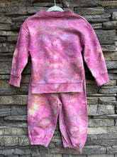 Load image into Gallery viewer, Toddler 1T/2T Heart Sweatsuit

