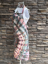 Load image into Gallery viewer, Adult Apron with Pockets in ‘Pinot Sage’ Side Spiral
