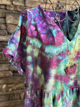 Load image into Gallery viewer, Women’s Medium (could fit a large too) Linen/Rayon Geode V-Neck Babydoll Dress with Pockets in ‘Northern Lights’
