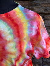 Load image into Gallery viewer, Women’s XL Cropped Spiral T-Shirt in ‘Tropical Daydream’
