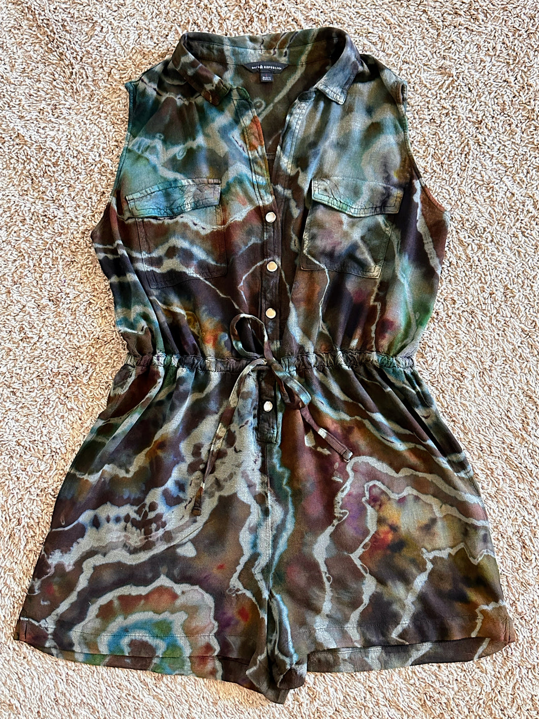 Women’s Large Upcycled Rock & Republic Reverse Geode Rayon Sleeveless Romper with Snap Buttons