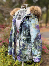 Load image into Gallery viewer, Women’s XS Size 2 Sherpa Lined Parka Jacket with Faux Fur Hood in ‘Avalon’
