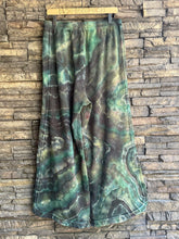Load image into Gallery viewer, Women’s Large Geode 100% Cotton Wide Leg Lounge Pants with Tulip Hem in ‘Moss Agate’
