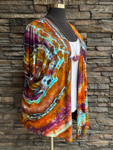 Load image into Gallery viewer, Women’s XXL Geode Kimono in ‘Koroit Boulder Opal’

