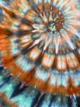 Load image into Gallery viewer, Men’s XL Spiral T-Shirt in ‘Bronzed Teal’
