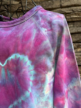 Load image into Gallery viewer, Women’s XL 100% Cotton Crewneck Sweatshirt with Heart in ‘Northern Lights’
