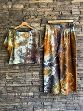 Load image into Gallery viewer, Women’s XL Viscose/Linen Geode Short Sleeve Crop Top and Wide Leg Pants with Pockets 2 Piece Outfit in ‘Charred Redwood’
