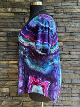 Load image into Gallery viewer, Women’s 2XL Geode V-Neck Short Sleeved Top in ‘Midnight Moonlight’
