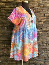 Load image into Gallery viewer, Women’s XXL Geode V-Neck Short Sleeve Linen/Rayon Babydoll Dress with Pockets in ‘Bird Song’
