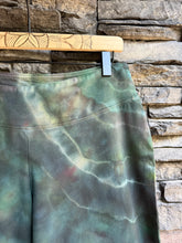 Load image into Gallery viewer, Women’s Large Geode Mid-Rise Jersey Super Wide-Leg Yoga Pants In ‘Moss Agate’
