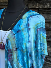 Load image into Gallery viewer, Women’s XXL Geode Kimono in ‘Tahitian Seas’

