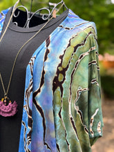 Load image into Gallery viewer, Custom Reverse Geode Kimono in ‘Abalone’ for Sue
