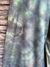 Load image into Gallery viewer, Women’s Large Geode Mid-Rise Jersey Super Wide-Leg Yoga Pants In ‘Moss Agate’
