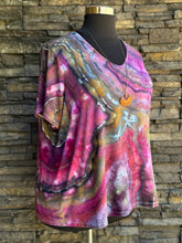 Load image into Gallery viewer, Women’s 2X Geode Luxe V-Neck T-Shirt in ‘Purple Moss Agate’
