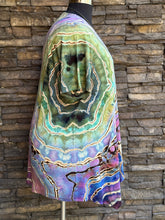 Load image into Gallery viewer, Women’s 2XL Reverse Geode Kimono with Drop Pockets in ‘Abalone’
