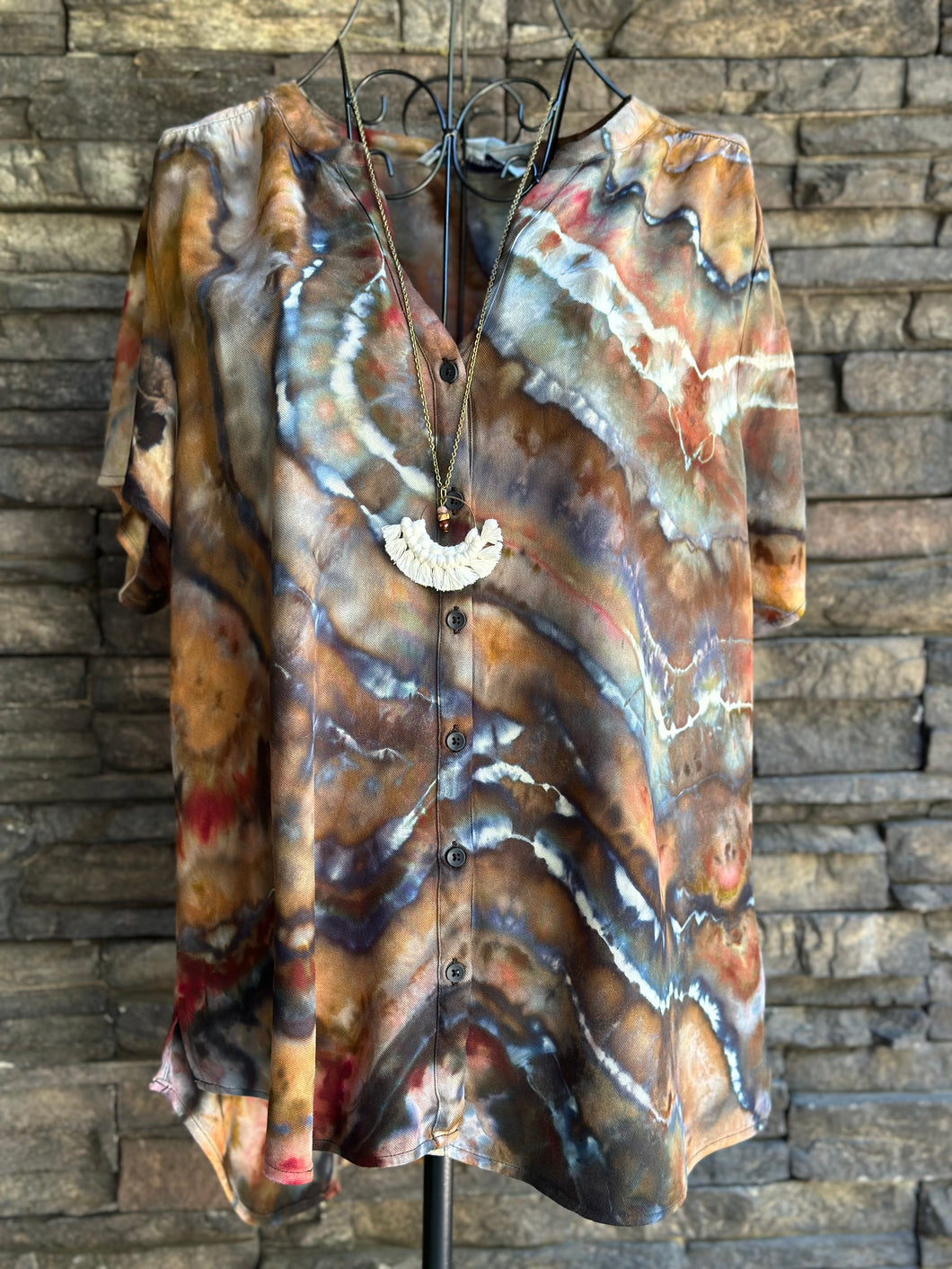 Women’s Medium Geode Woven 100% Viscose Button Up Blouse Top in ‘Turkey Tail Mushroom’