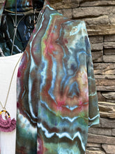 Load image into Gallery viewer, Women’s Small Geode Short Sleeve Open Front Cardigan with Pockets in ‘Dark Enchantment’
