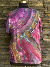 Load image into Gallery viewer, Women’s 2X Geode Luxe V-Neck T-Shirt in ‘Purple Moss Agate’
