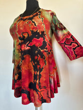 Load image into Gallery viewer, Women’s Large Reverse Geode 3/4 Sleeve Swing Tunic in ‘Sonora Sunrise Stone’
