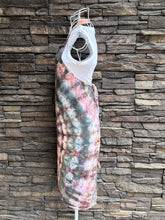 Load image into Gallery viewer, Adult Apron with Pockets in ‘Pinot Sage’ Side Spiral
