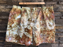 Load image into Gallery viewer, Men’s XXL Twill Jogger Shorts in ‘Wild Thing’
