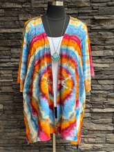 Load image into Gallery viewer, Women’s L/XL Woven Rayon Karma Kimono with Pockets in ‘Desert Springs’
