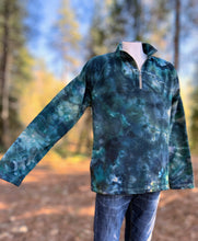 Load image into Gallery viewer, Men’s Large Pact Organic Cotton Geode 1/4 Zip Pullover Sweatshirt with Pockets in ‘Moss Agate’
