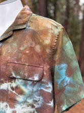 Load image into Gallery viewer, Men’s XL Short Sleeve Button Up Shirt in ‘Woodland Camo’
