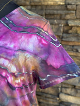 Load image into Gallery viewer, Women’s 2X Geode Luxe V-Neck T-Shirt in ‘Purple Moss Agate’
